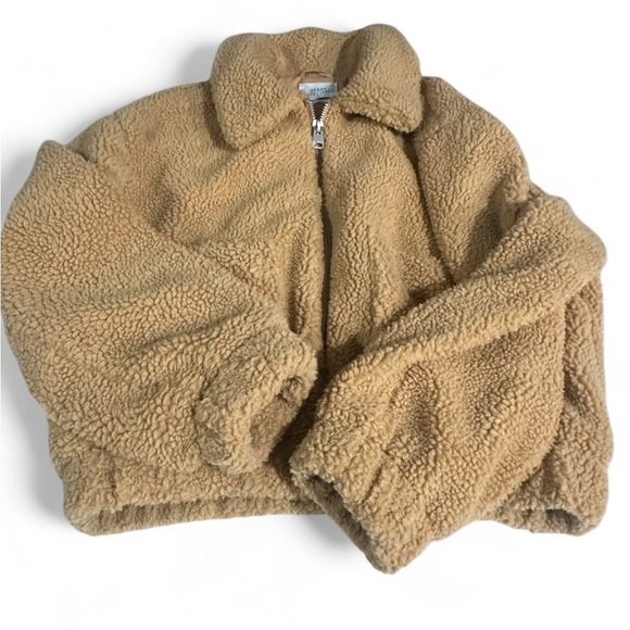 Urban Outfitters Cropped Teddy Jacket Sherpa Fleece Zip Up Coat Tan Size Large - Picture 3 of 4